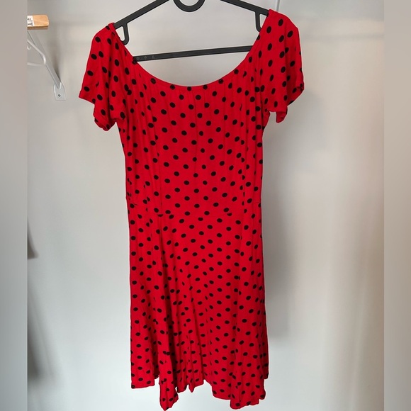 🧡5/$25🧡Suzy Shier Red and Black Polka Dot Mini Dress - Picture 4 of 4